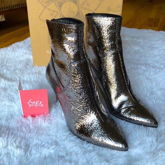 Free People Shoes - NIB Free People Willa Ankle Boots